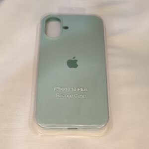 Apple iPhone 16 Plus Case - Light Green Silicone